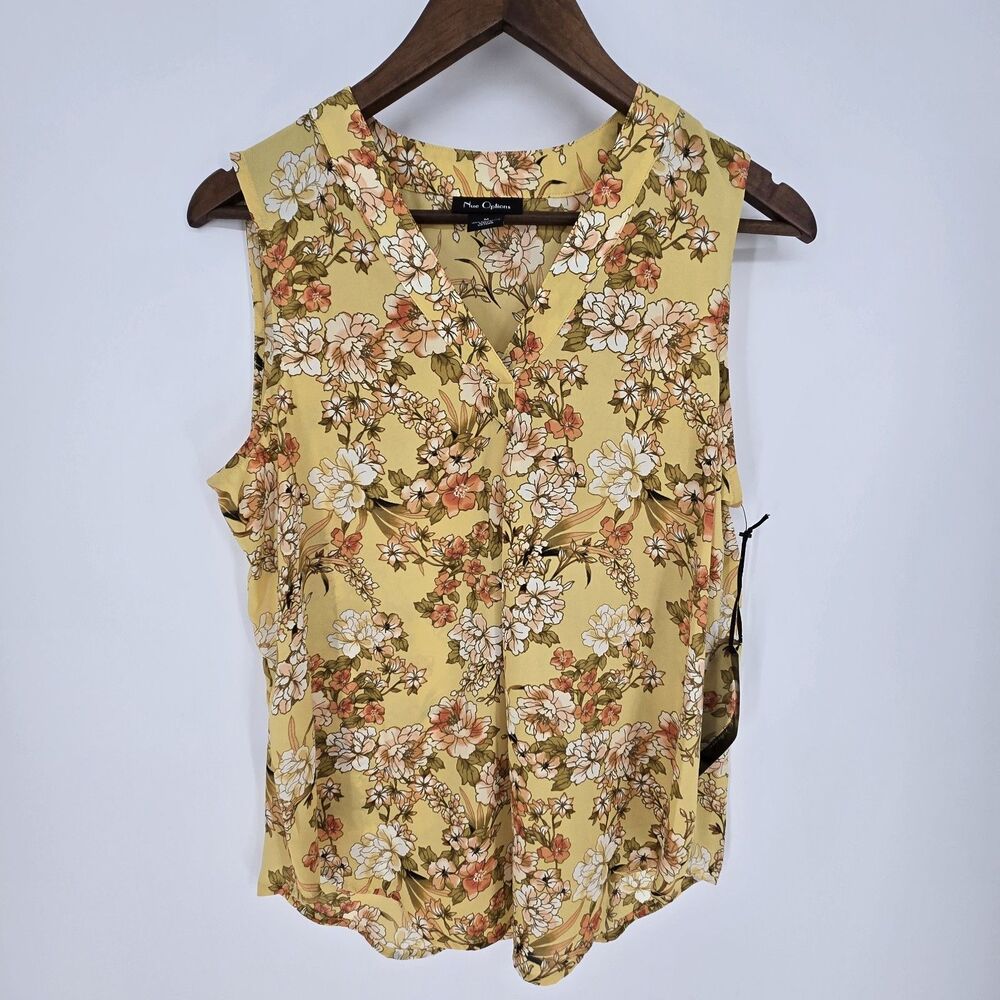 NWT Nue Options Floral Sleeveless Feminine Blouse Medium